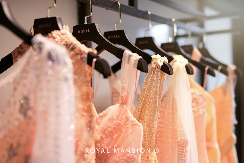 ROYAL MANSION 晚禮服展現細膩工藝