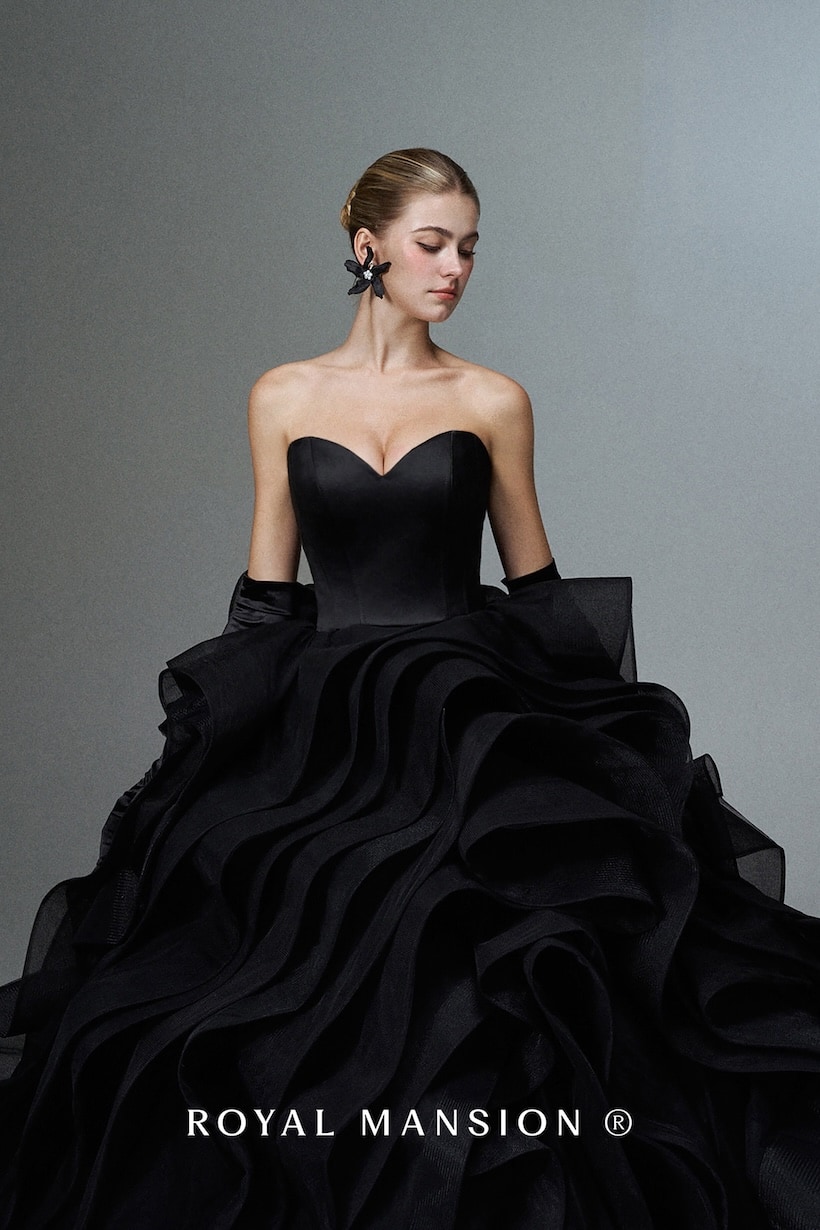 2026-婚紗推薦-高訂婚紗-婚紗款式-俐落馬甲黑紗層次禮服-1-蘿亞婚紗-台北