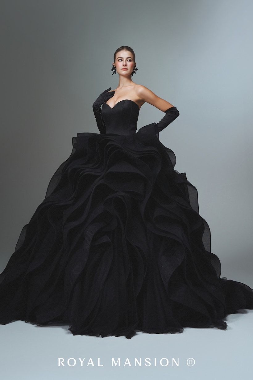 2026-婚紗推薦-高訂婚紗-婚紗款式-俐落馬甲黑紗層次禮服-2-蘿亞婚紗-台北