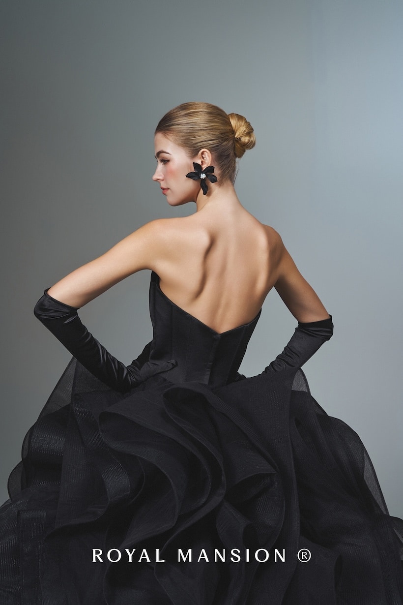 2026-婚紗推薦-高訂婚紗-婚紗款式-俐落馬甲黑紗層次禮服-3-蘿亞婚紗-台北