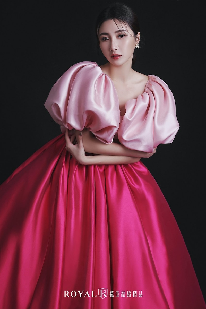 2024-婚紗-推薦-晚禮服-桃粉色芭比公主大蓬裙-3-蘿亞婚紗-台北