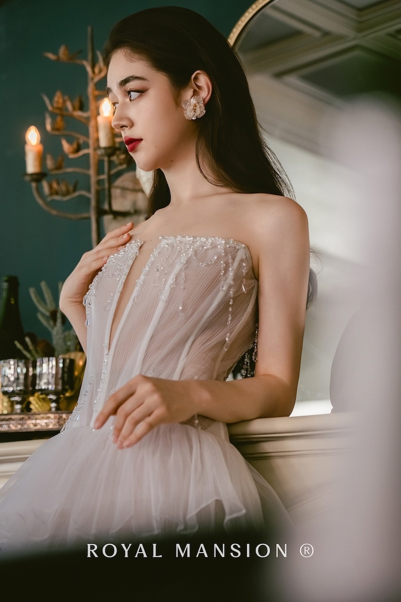 法式婚紗-高訂婚紗-立體紗裙-2-蘿亞婚紗-台北 蘿亞法式高訂婚紗-2-立體紗裙款正面細節